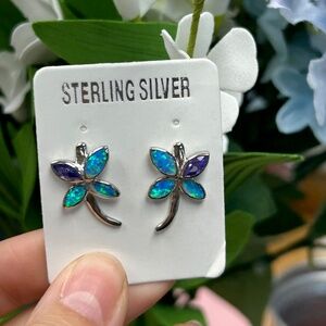 Sterling silver dragonfly earring